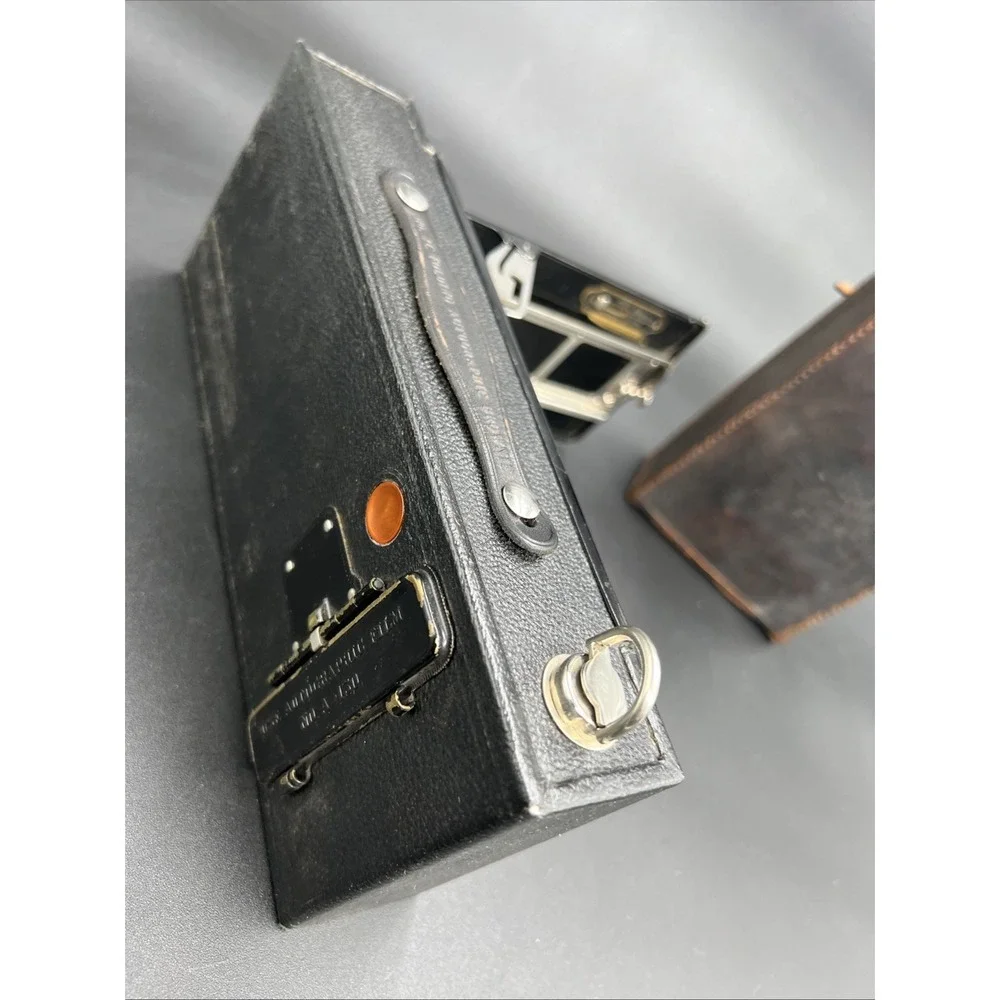 Vintage Eastman Kodak No. 2-C Folding Autographic Brownie Camera With Case